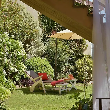 Lovely Art Nouveau With Swimming Pool Holiday home *